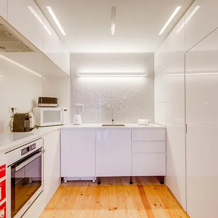 Akicity Mouraria Foliage * Lisboa