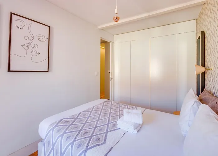 Akicity Mouraria Foliage Lizbona